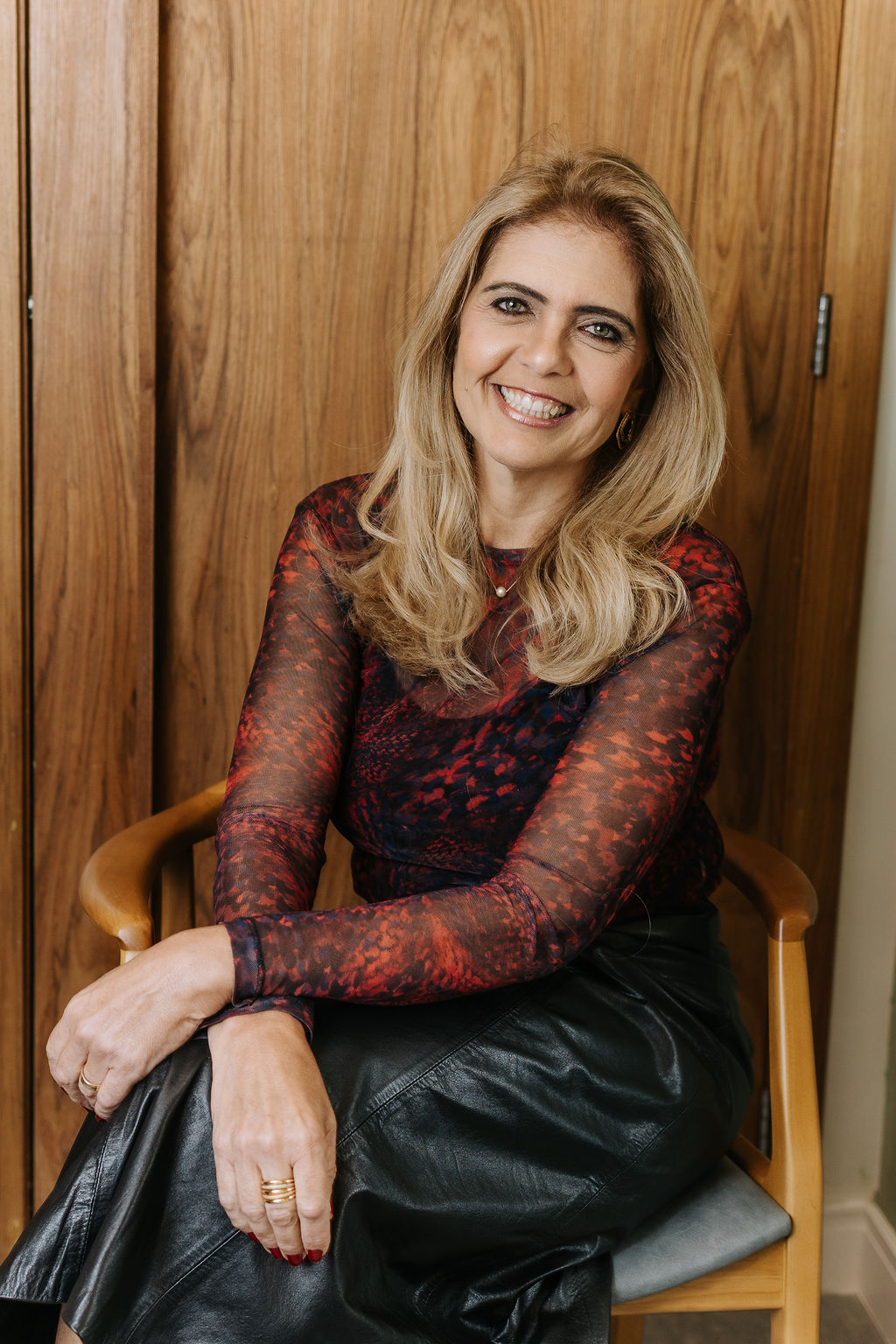 Dra. Lys Nunes